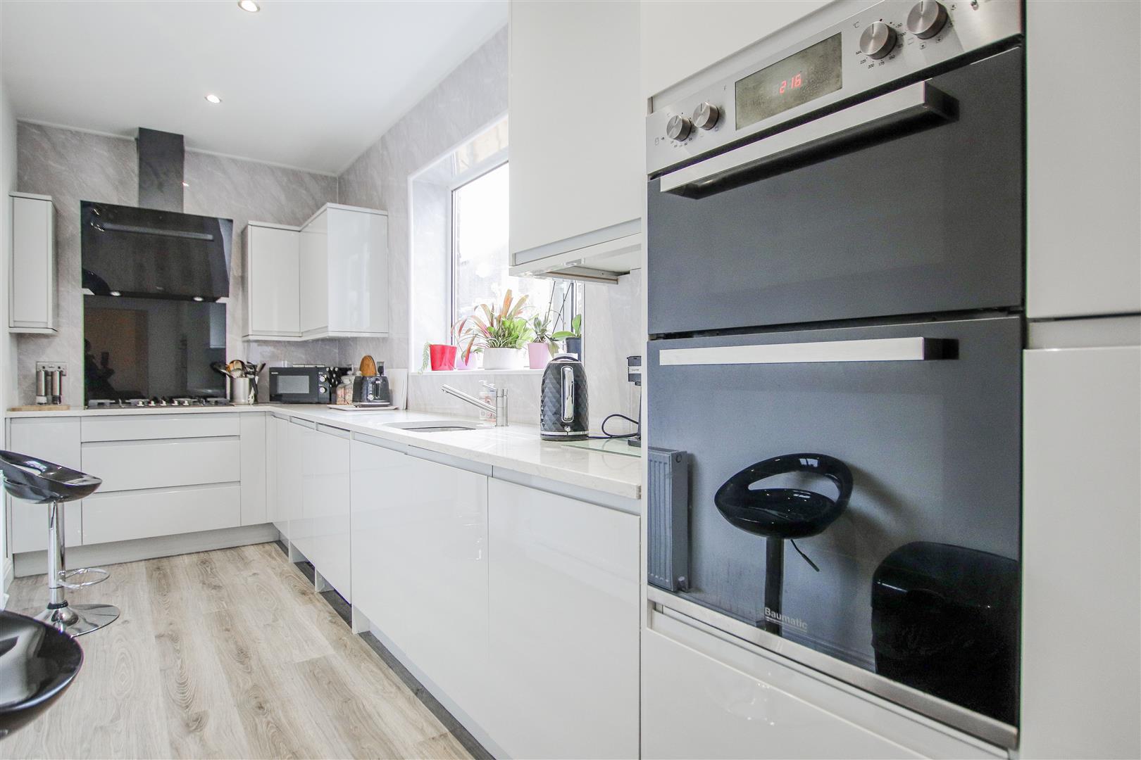 3 Bed House For Sale - Main Image